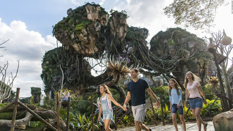 Família na área Pandora - The World of Avatar no Animal Kingdom da Disney Orlando