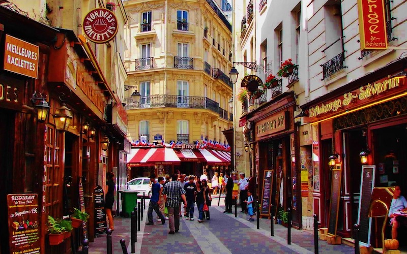 Vista externa do bairro Quartier em Paris