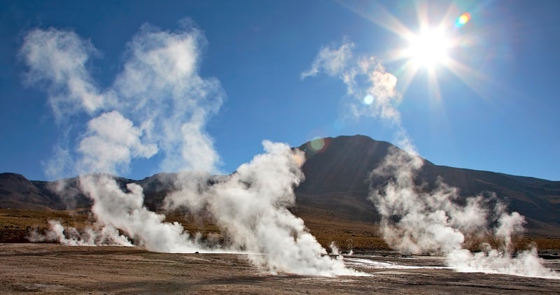 Gêiseres del Tatio no deserto de Atacama