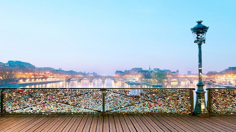 Vista da Pont des Arts em Paris