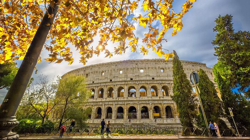 Coliseu de Roma no outono
