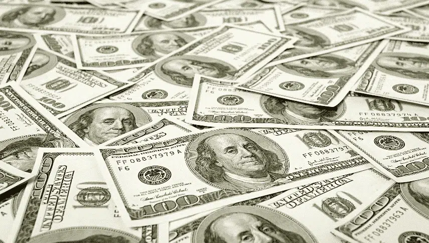 Como levar seu dinheiro para Miami: Dólar em espécie