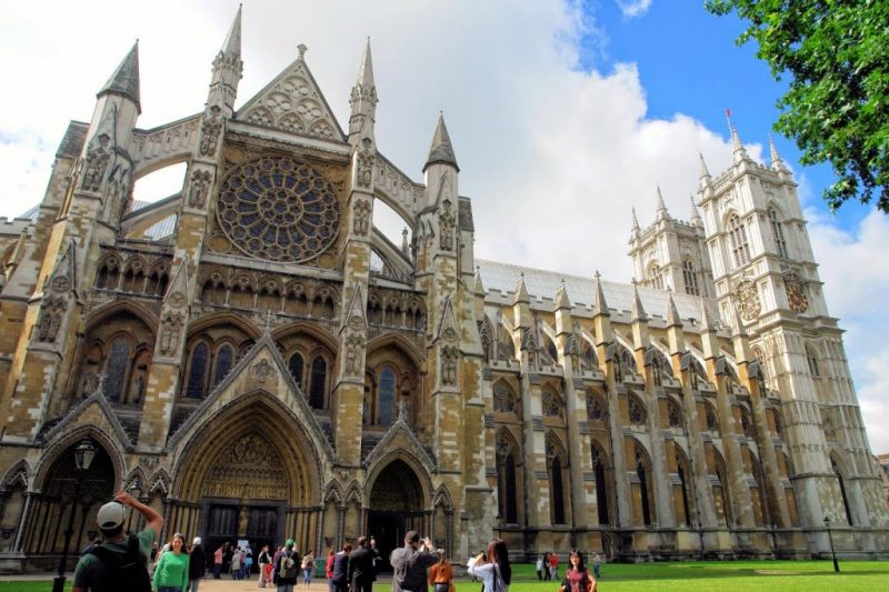 Vista externa da Abadia de Westminster em Londres