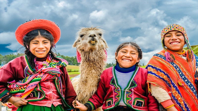 Quais línguas se falam no Peru?