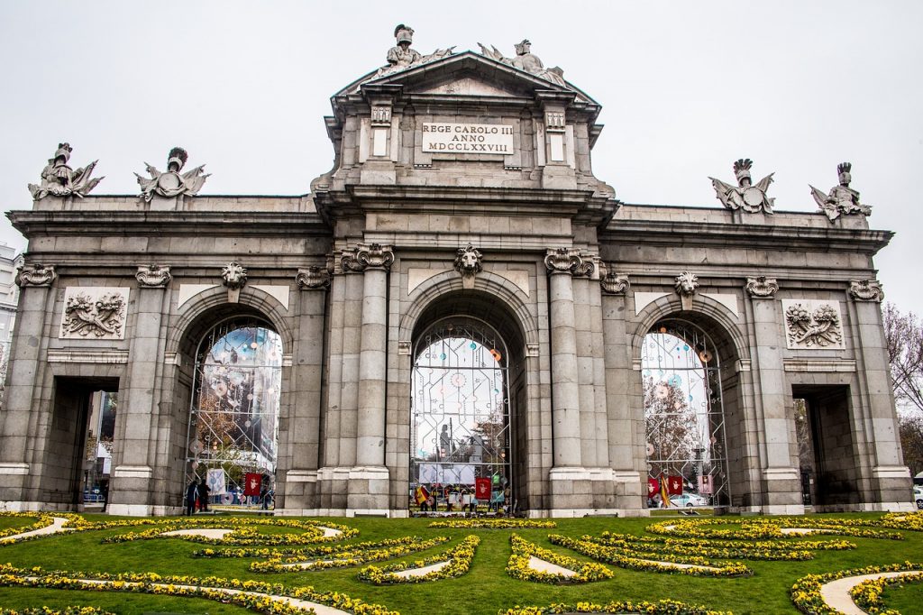 Puerta de Alcala em Madrid na Espanha