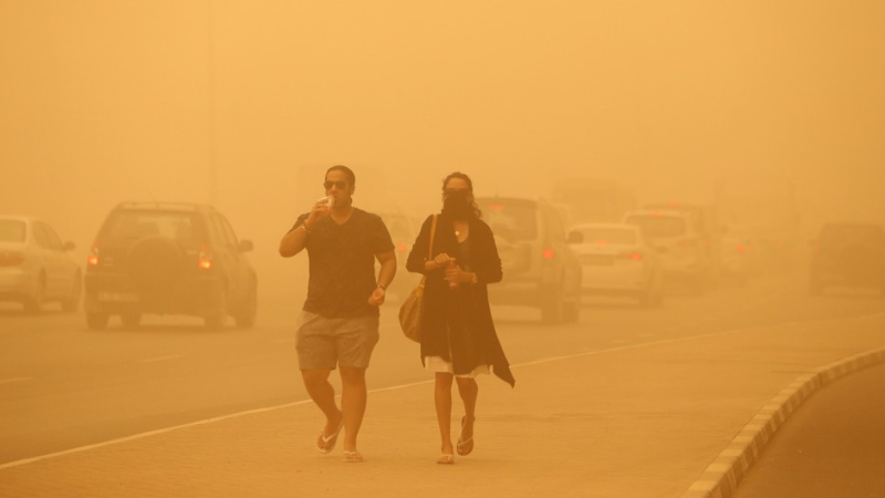 Época das tempestades de areia em Dubai