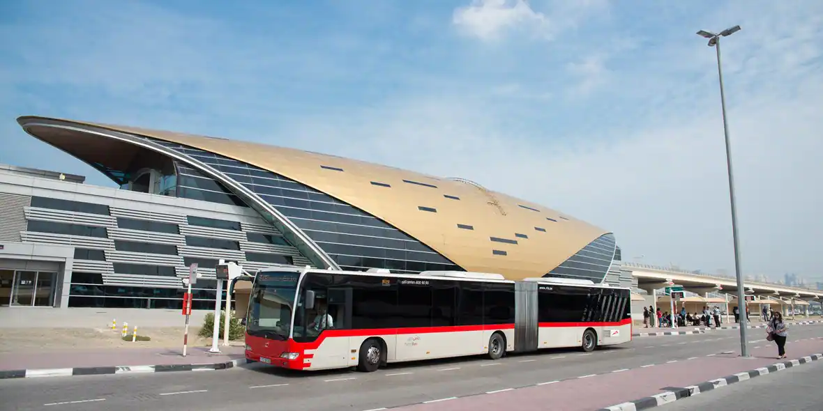 Ônibus em Dubai