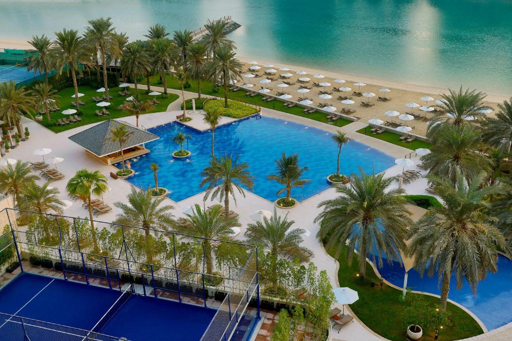 Beach Rotana Beach Rotana