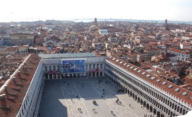 Vista aérea do Campanário de São Marcos em Veneza.