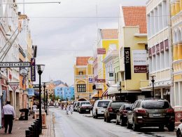 Como andar e circular por Curaçao