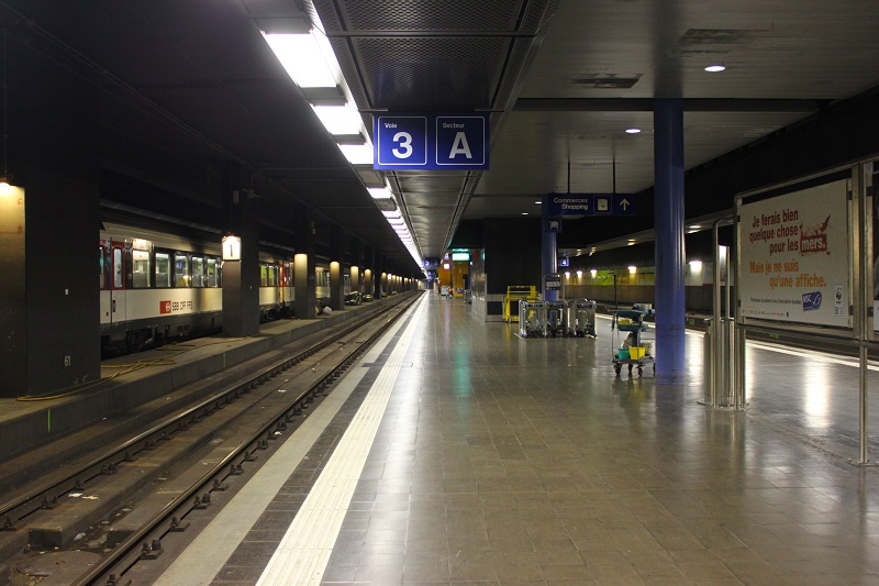 Estação Ferroviária do Aeroporto de Genebra, Suíça