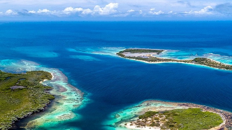 Época de furacão nas Bahamas