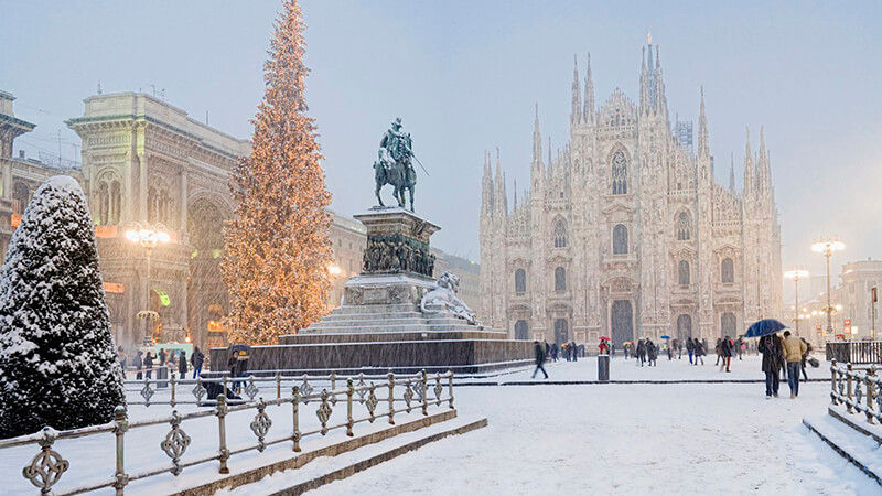 Piazza del Duomo no inverno em Milão