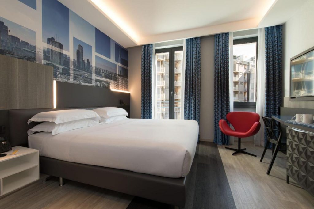 Quarto no iQ Hotel Milano em Milão