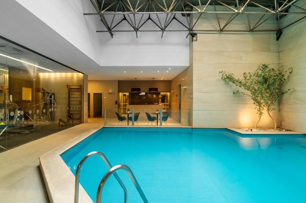 Bourbon Curitiba Hotel & Suites Bourbon Curitiba Hotel & Suites