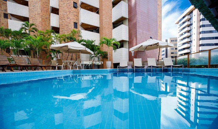 Hotel com piscina em Maceió