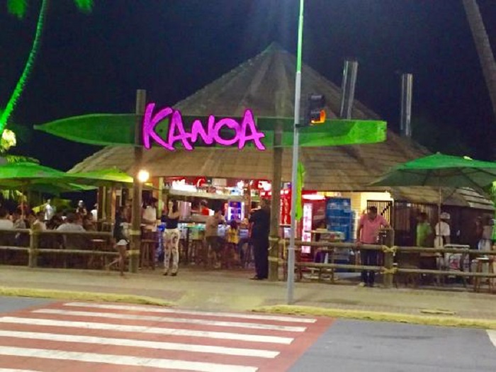 Kanoa Beach Bar em Maceió