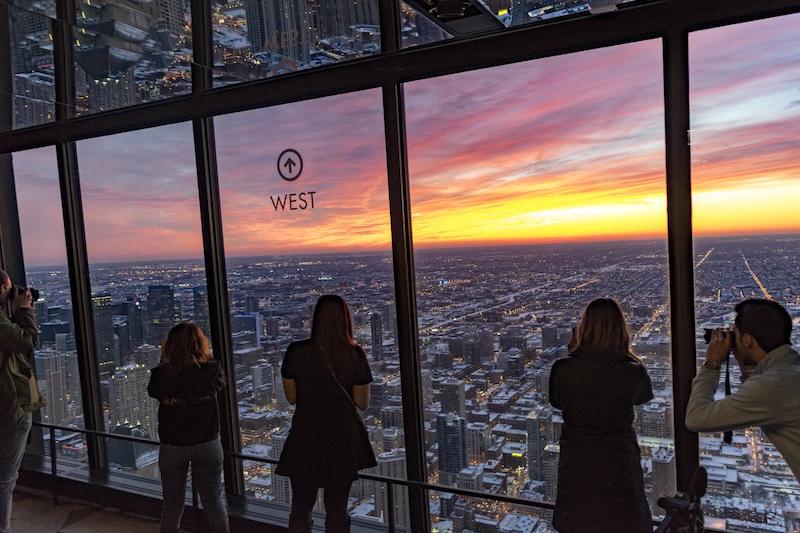 360 Chicago Observation Deck ao pôr do sol