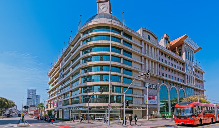 Shopping Estação, no centro de Curitiba