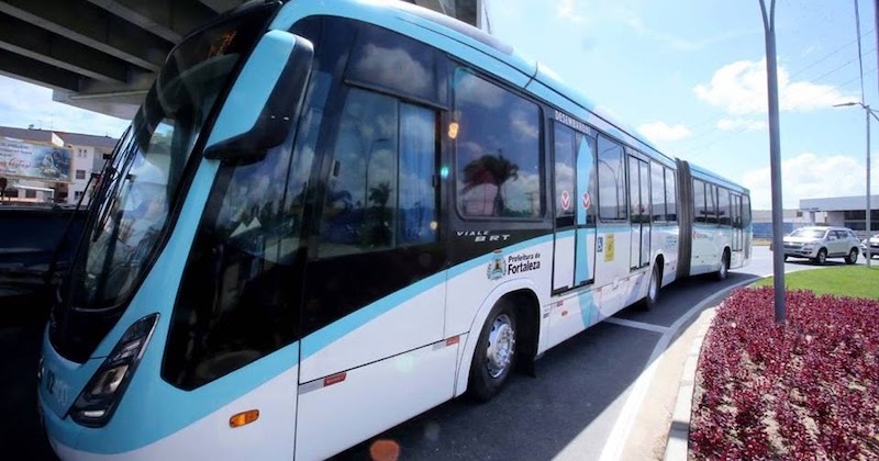 Ônibus do aerporto ao centro de Fortaleza