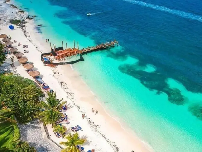 Playa Tortugas: perfeita para famílias ou quem busca atividades aquáticas