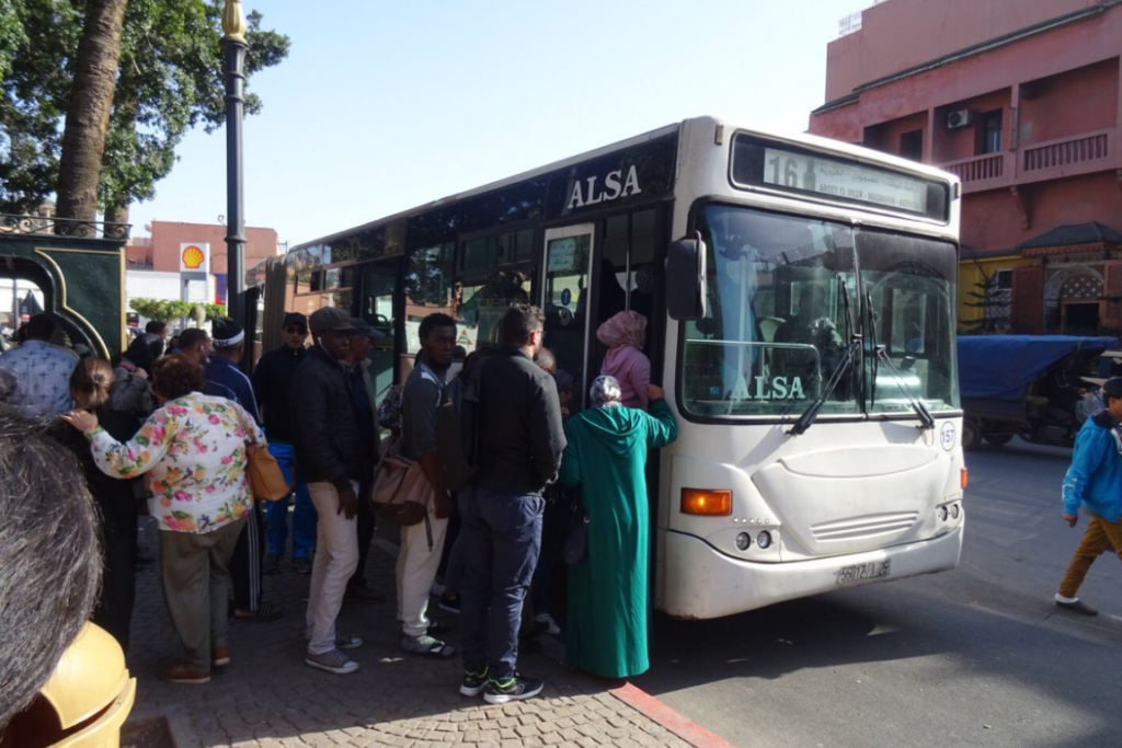 Ônibus em Marrakech