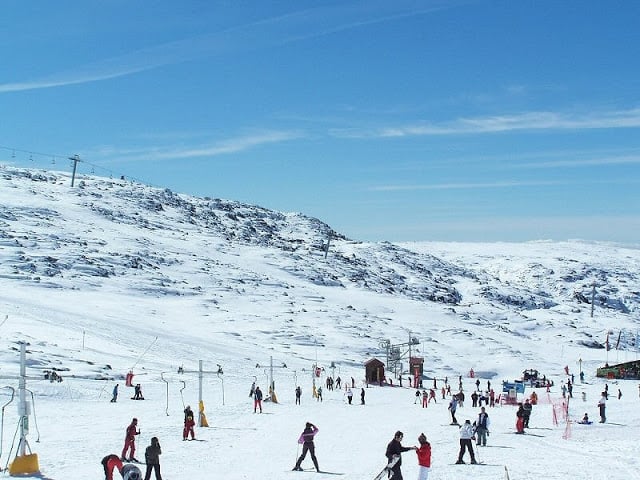 Neve na Serra da Estrela em Portugal