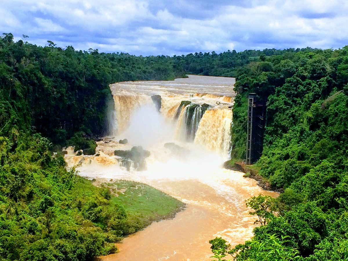 Excursão à Ciudad del Este saindo de Foz do Iguaçu