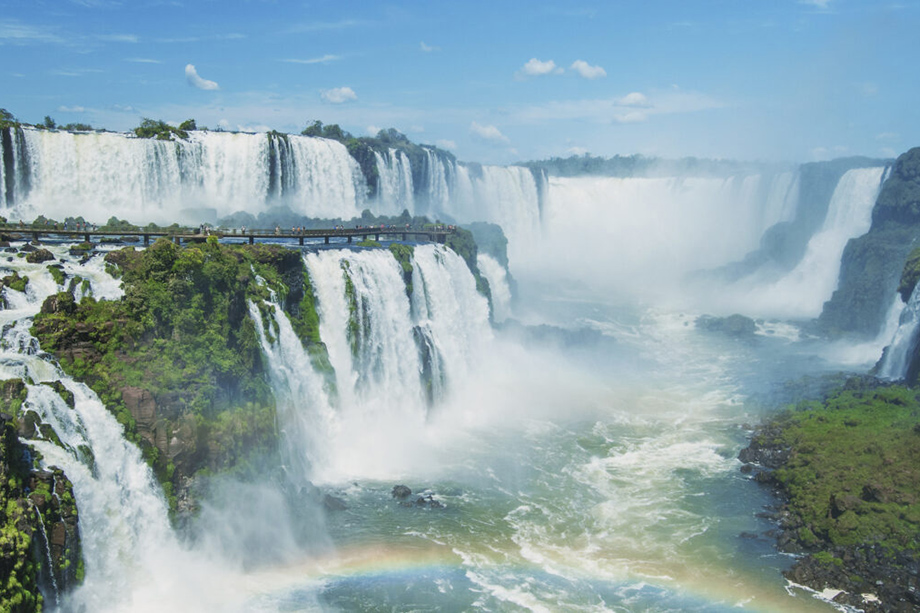 Passeio de barco nas Cataratas de Foz do Iguaçu