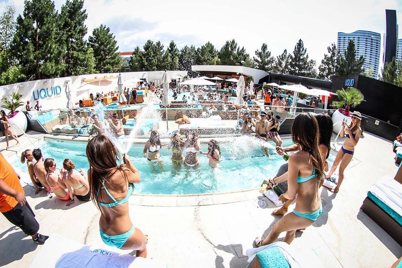 Diversão em Pool Party em Las Vegas