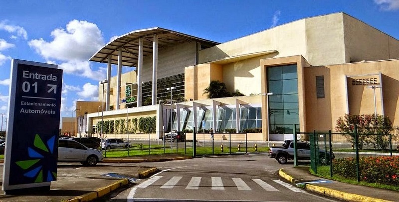 Entrada do Shopping Pátio Maceió