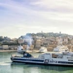 Ferry boat Adria Ferries em Ancona na It&aacute;lia
