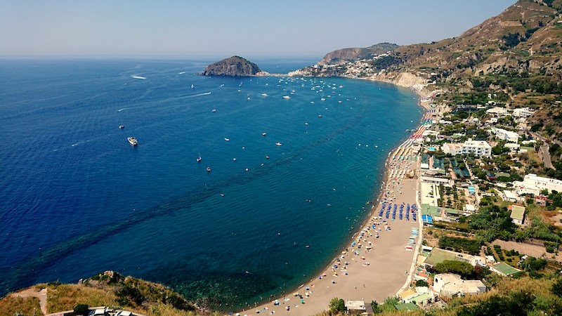 Praia de Maronti em Ischia