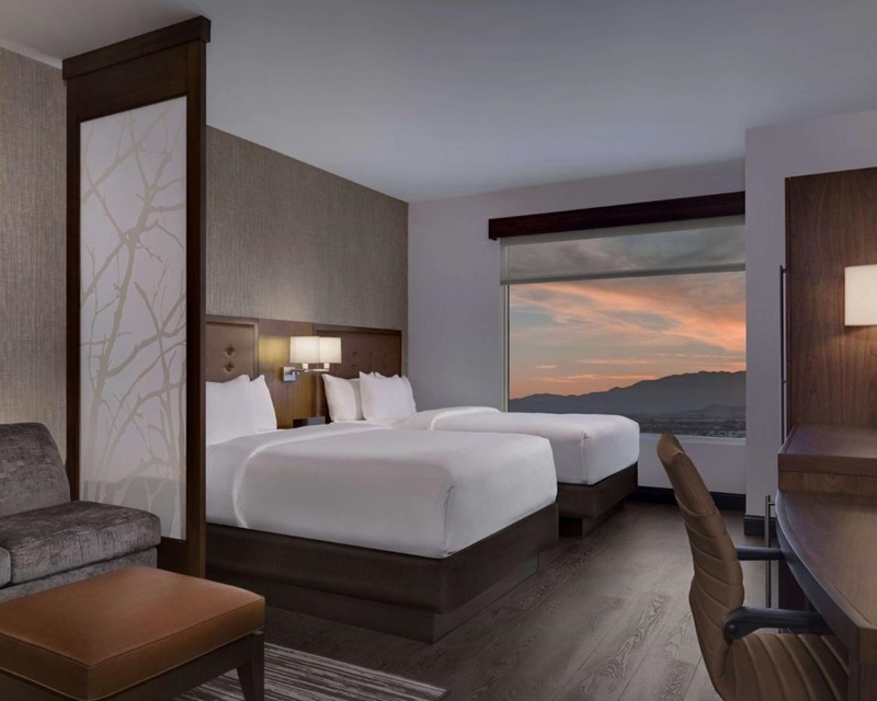 Quarto do Hyatt Place at Silverton Village em Las Vegas