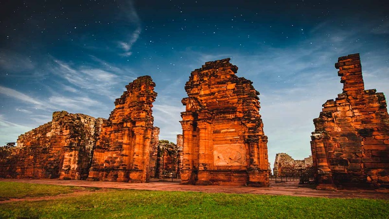 Visita às Ruínas de San Ignacio e às Minas Wanda