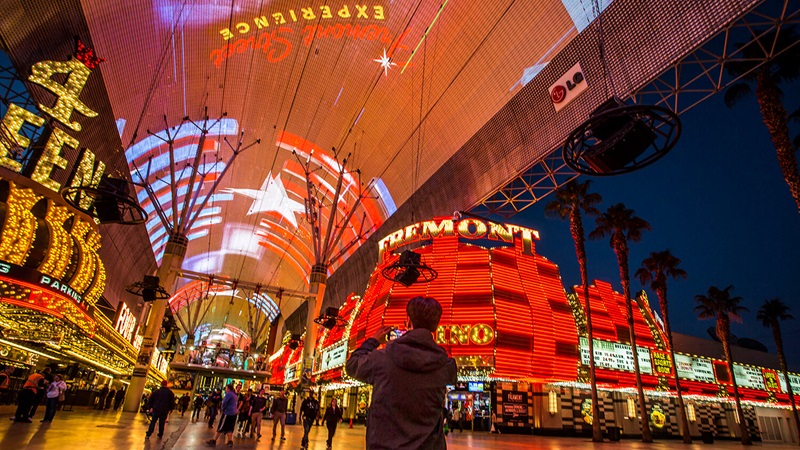 Teto de LED da rua Fremont Street em Las Vegas