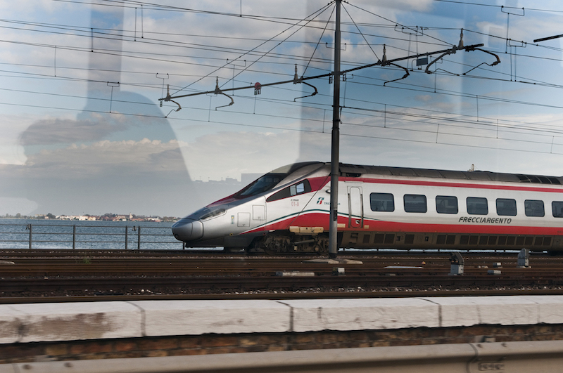 Trem Frecciargento na Toscana