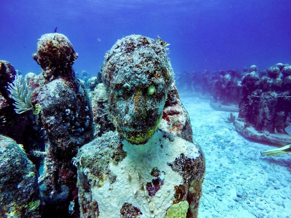 Museu Subaquático El Parque Nacional Costa Occidental de Isla Mujeres