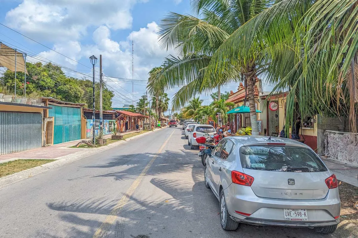 Como alugar um carro em Playa Del Carmen bem barato