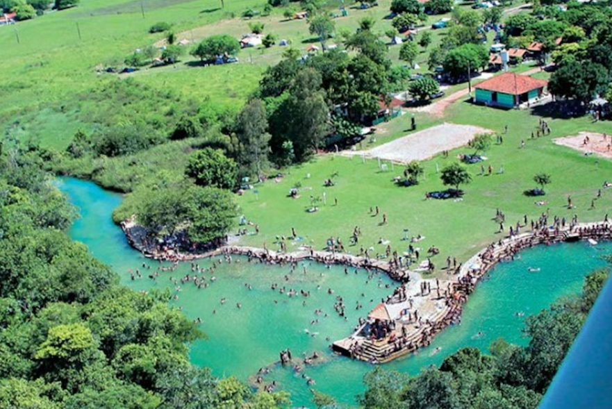 Vista aérea do Balneário Municipal de Bonito