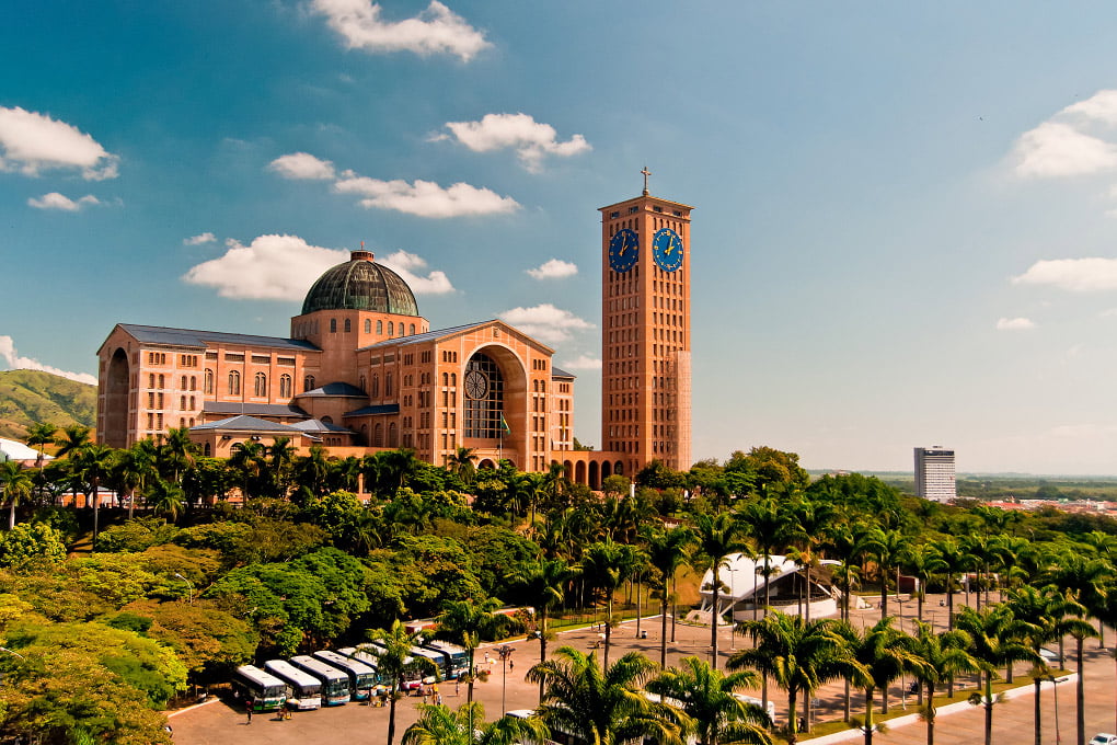 Excursão a Aparecida saindo de Campos do Jordão