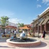 Interior do Chicago Premium Outlets