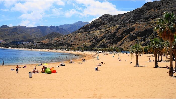 Praia Las Teresitas em Tenerife