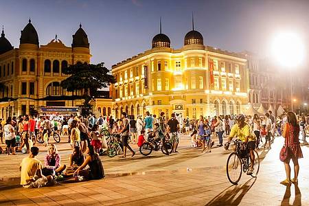 6 passeios para fazer à noite em Recife