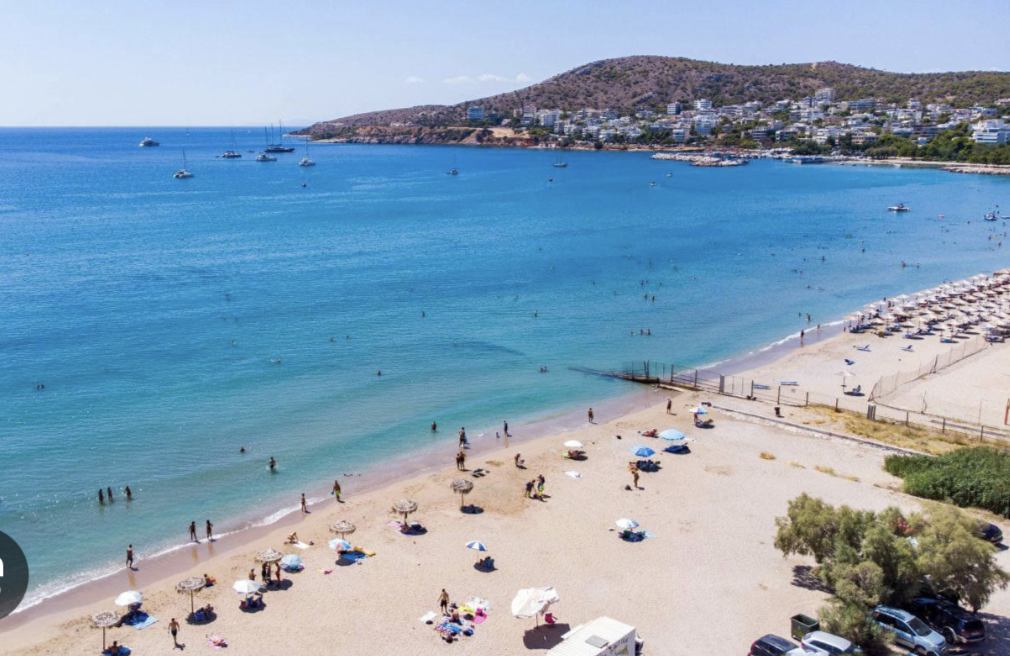 Praia de Varkiza em Atenas