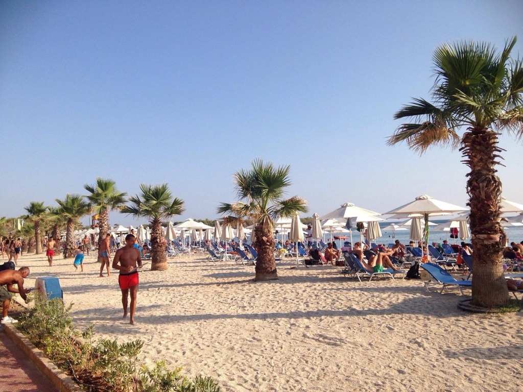 Praia de Alimos em Atenas