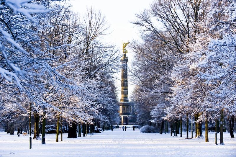 Neve durante o inverno em Berlim