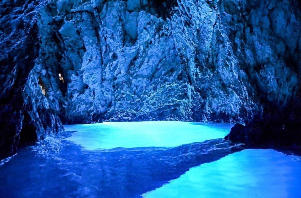 Gruta Azul