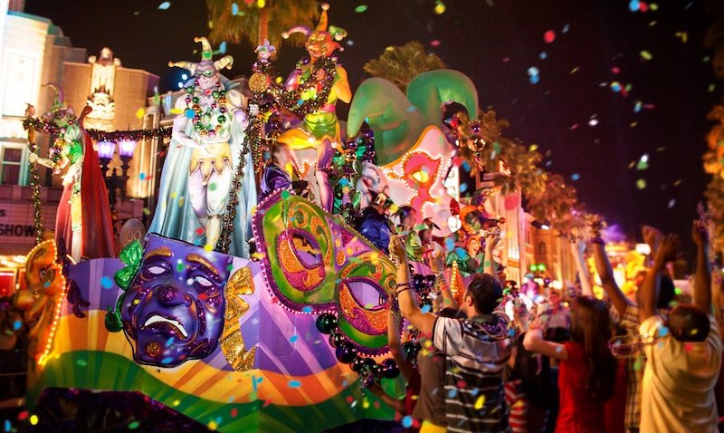 Desfile no Mardi Gras no Universal Studios em Orlando