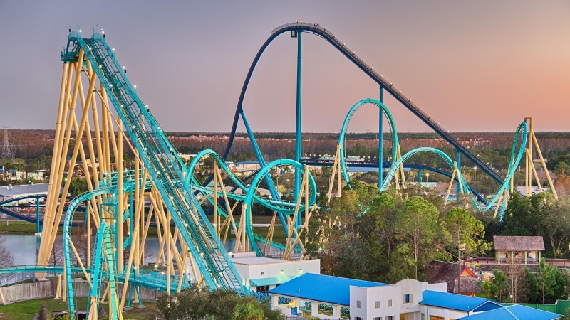 Montanhas-russas Kraken e Mako no SeaWorld em Orlando